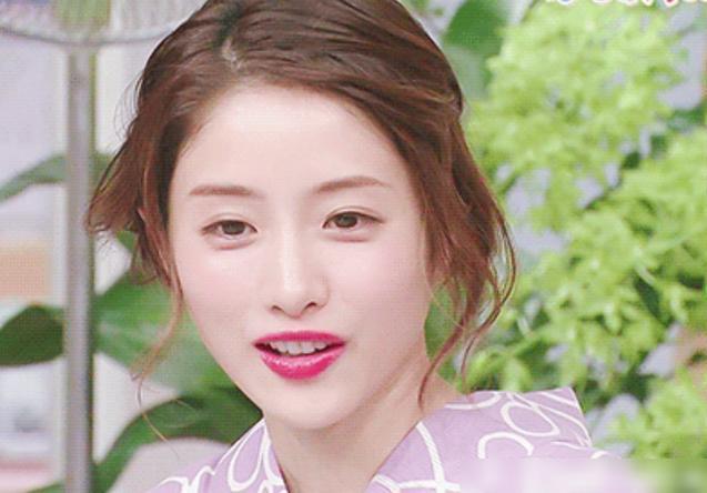 石原里美结婚喜讯，友情、爱情与幸福的交织篇章