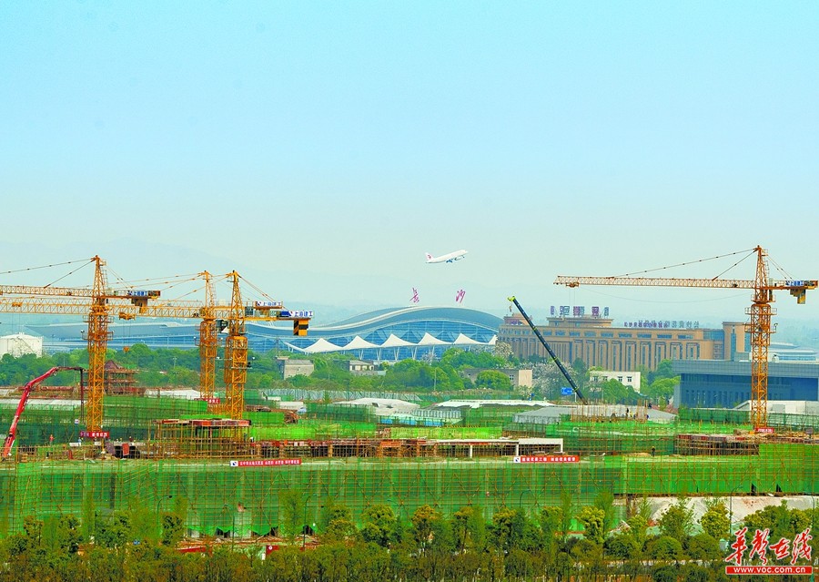 南昌航空城建设进展，巷弄深处的航空梦与特色小店探索
