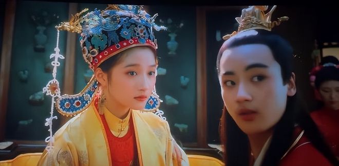 金玉瓶电影，时光瓶中的温情传奇