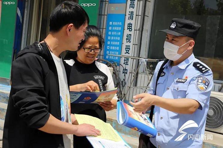 最新盗窃案例背后的励志故事，变化、自信与成就的力量，展现人性的逆袭之路