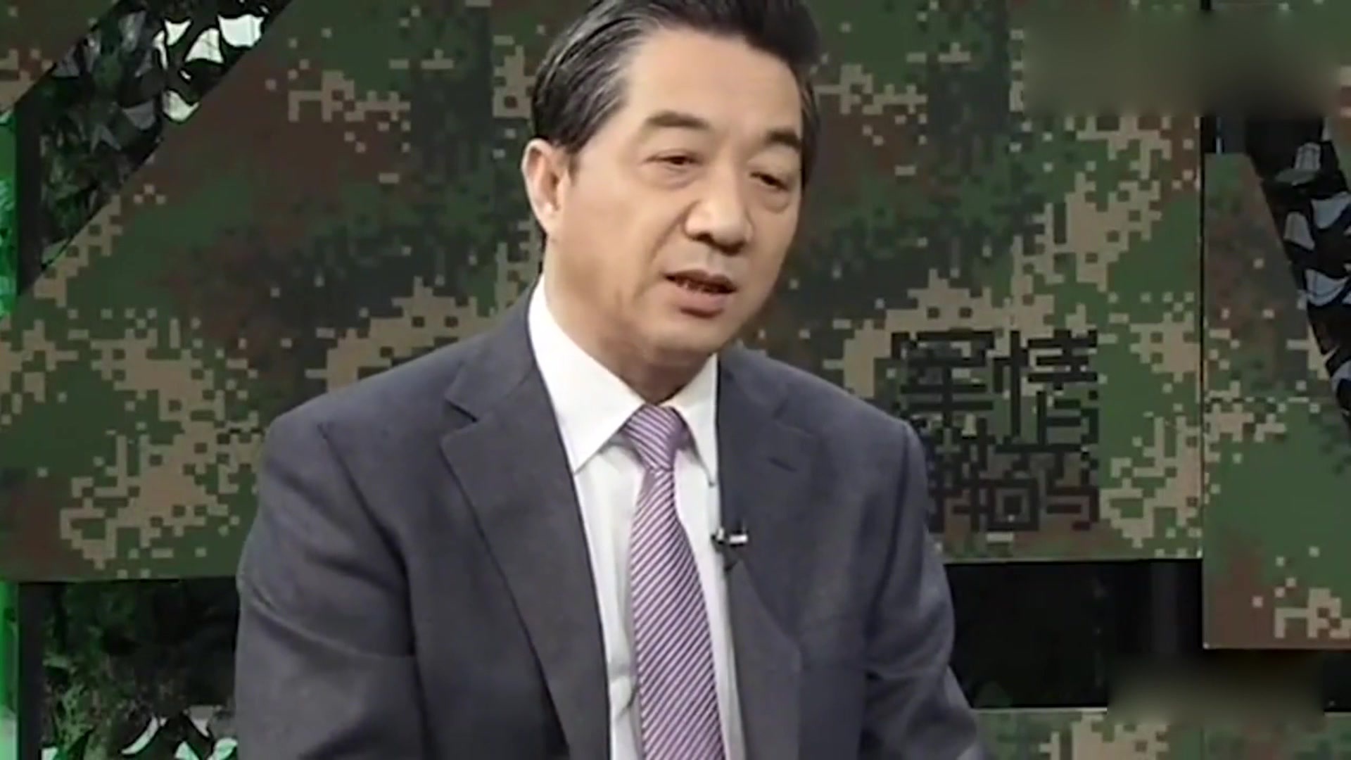 张绍忠军事新视频解读，励志前行，自信成就梦想之路