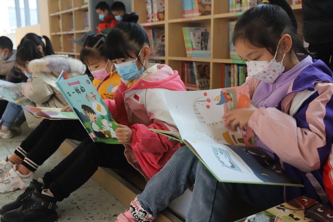 2025年微信新版本揭秘，巷弄秘境中的隐藏特色小店探索